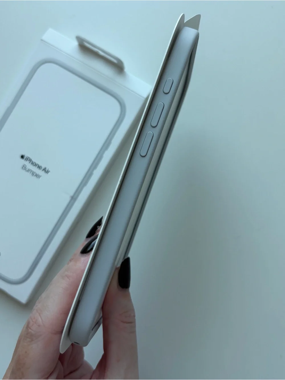 NEW Apple iPhone 17 Air Bumper - Light Gray